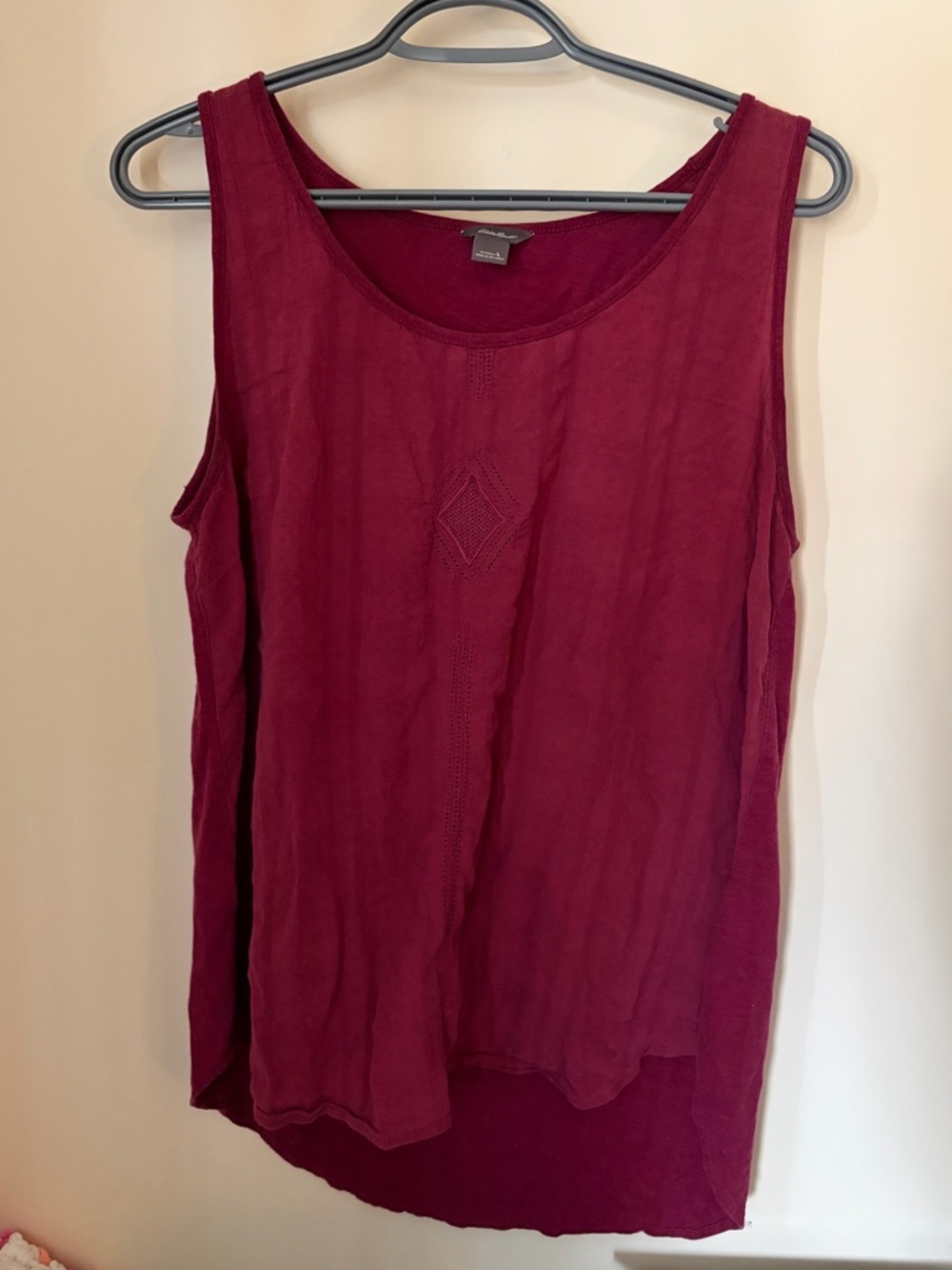 Eddie Bauer burgundy high low tank size Large